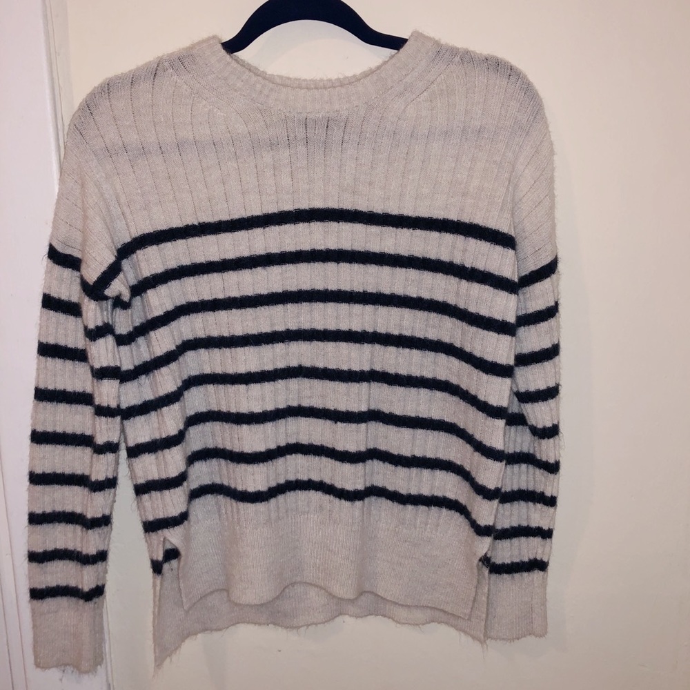 Super soft stripped sweater